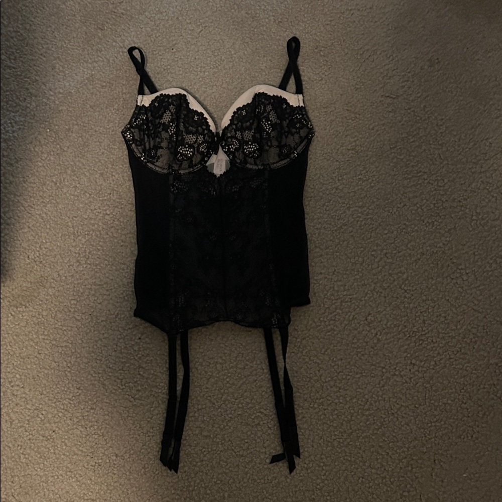 Elegant Black Lace Bustier